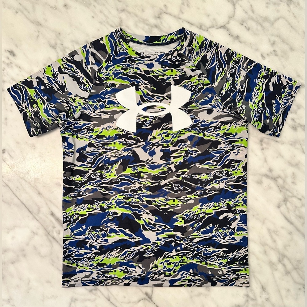 Under Armour Performance short sleeve shirt - Youth Size Large YLG